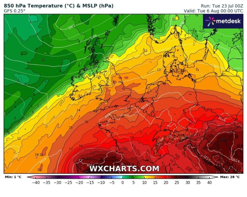 Rising Red Dome From Europe Across The Uk