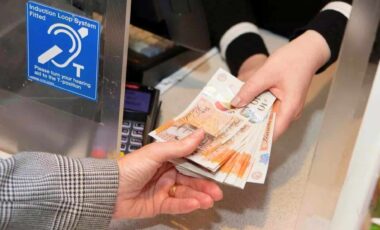 Direct Bank Payments Of £100s Await Struggling Households