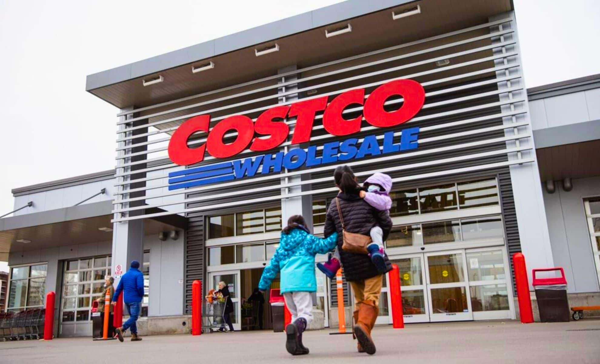 Costco, Aldi, and Sam’s Club Shut Down for New Year’s—Here’s When They