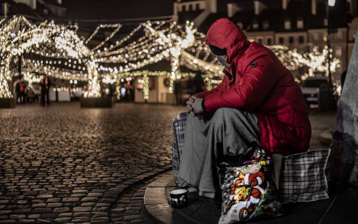 Thousands Of Scottish Workers Face Urgent Warning About Christmas Homelessness Crisis