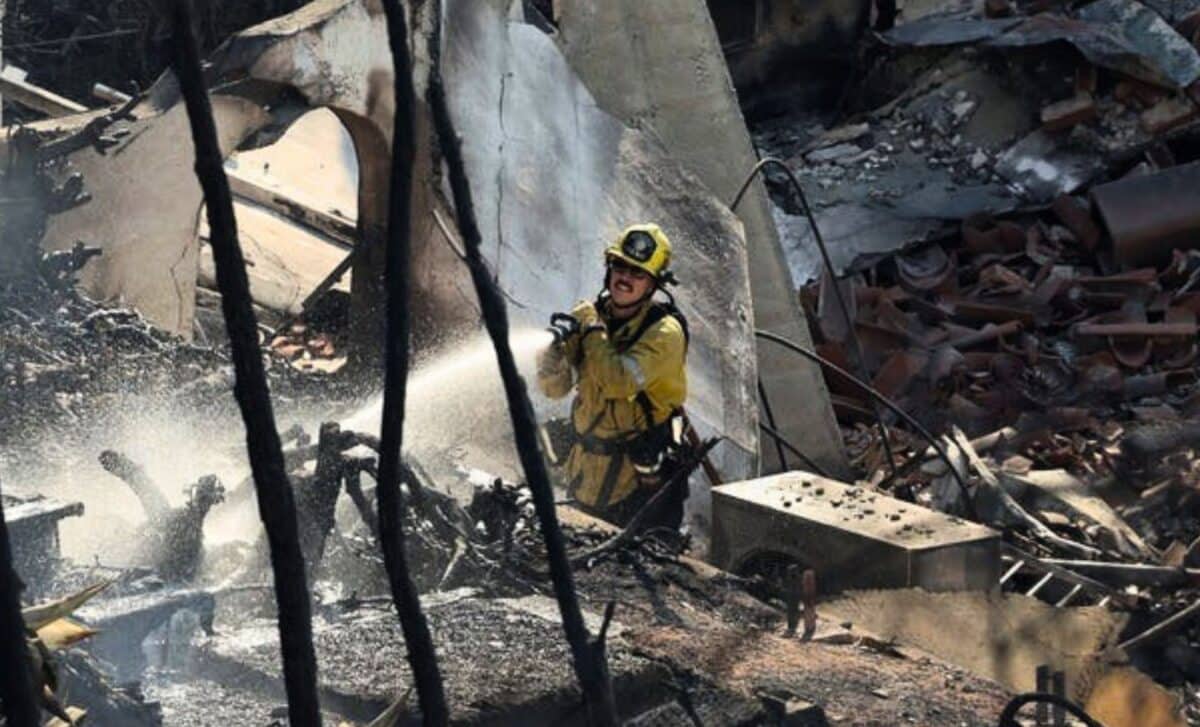 california wildfires firefighter