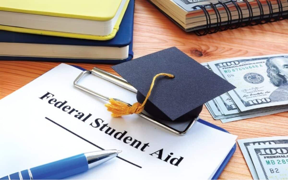 Federal aid, graduation, U.S. Dollars
