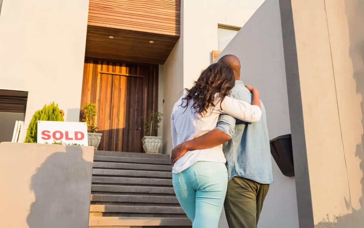 Generational Shift in the Housing Market : Baby Boomers Outpace Millennials