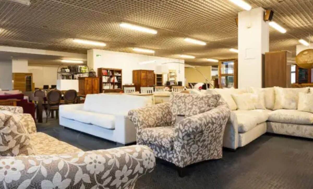 Major Furniture Manufacturer Shutting Down Amid Economic Struggles