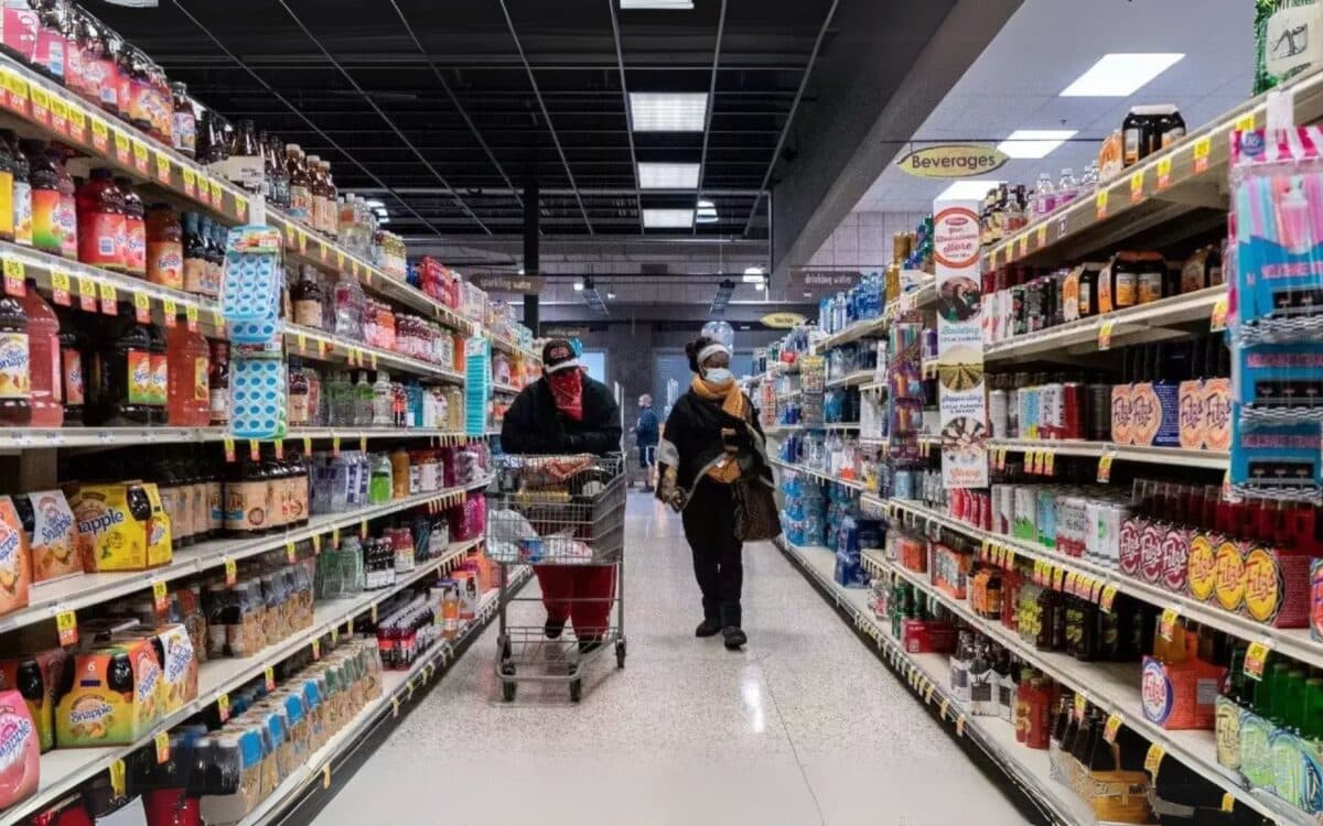 U.S. retail supermarket aisle scene