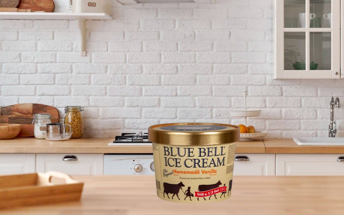 Blue Bell + kitchen