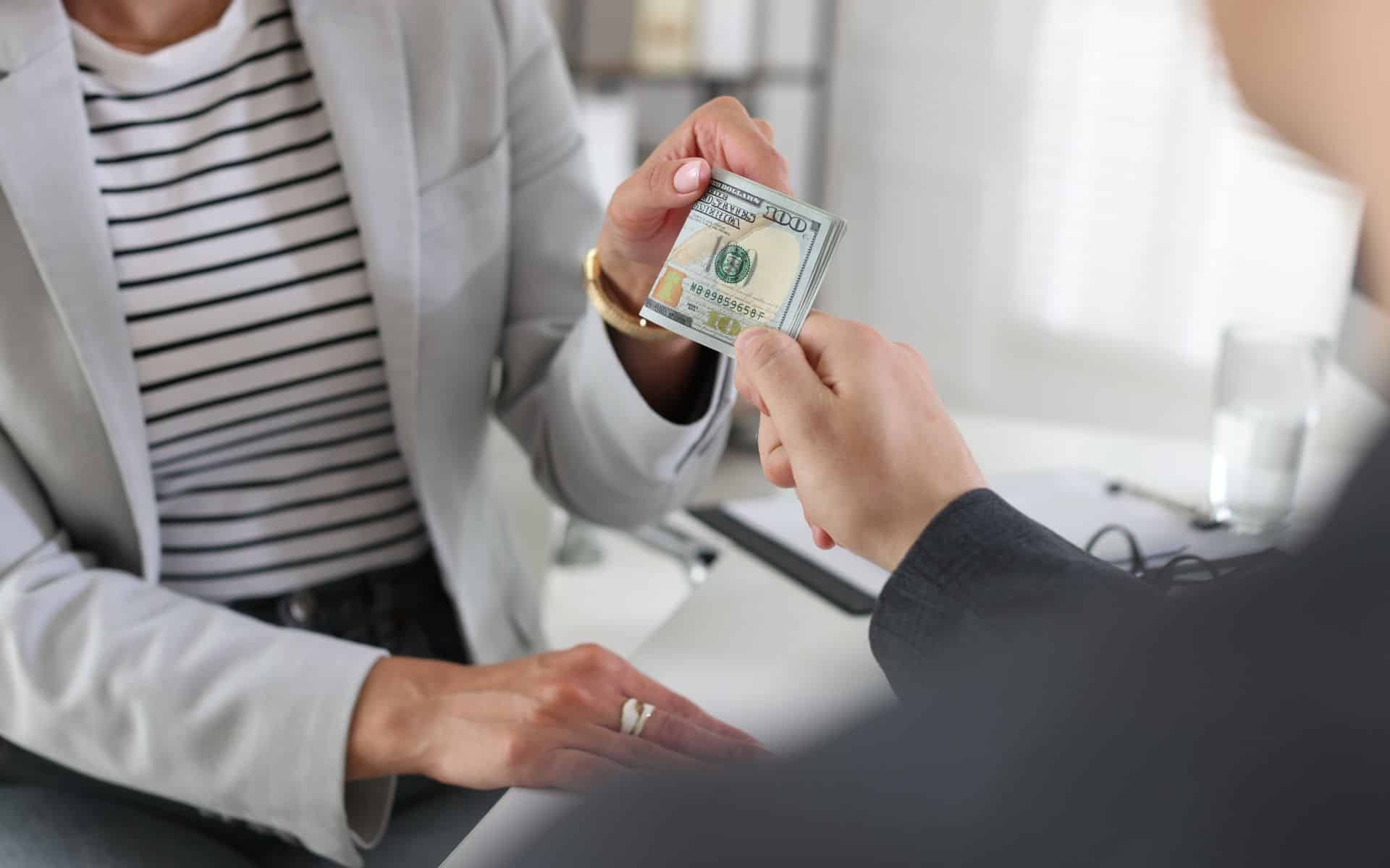 Major $1000 October Bonus Payments Coming Check If You’re Eligible