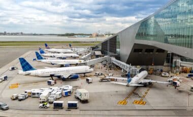 US flight cancellations