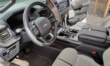 Recalled Ford F-150 Lightning (Platinum)