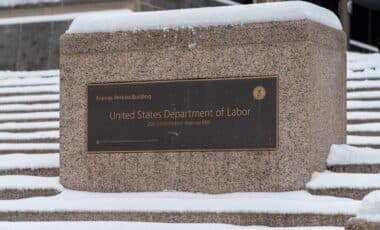 US Jobless Claims Hit New Lows