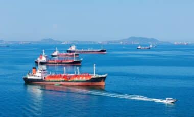 Oil above $100 Strait of Hormuz Tensions Send Shockwaves through Markets