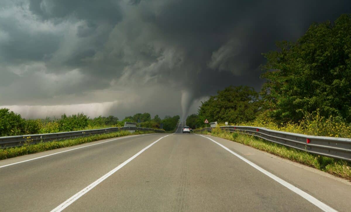 Severe Storms and Sudden Snowfall Collide in a Chaotic US Weather Pattern