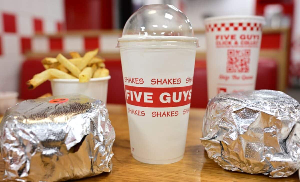 Five Guys Confirms More Closures as Rising Costs Reshape Fast-Food Chains