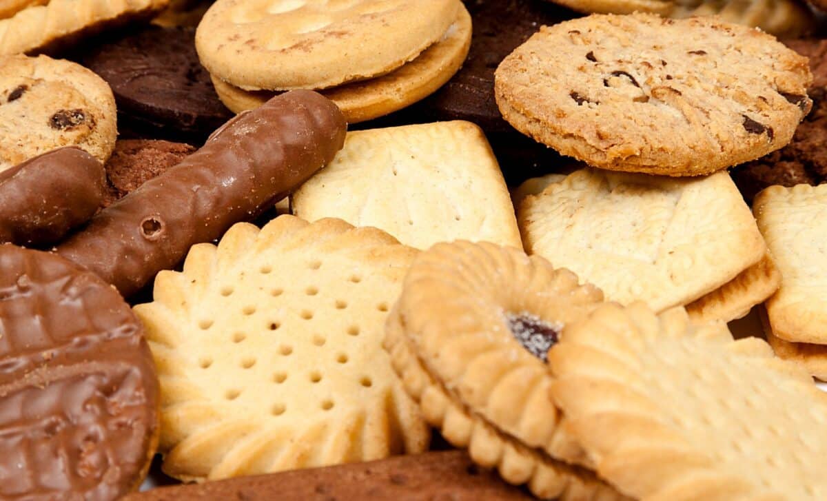 Lidl has recalled a cookie product after missing allergen information created a potential risk for some customers. The affected Eridanous Shortbread Cookies were sold across multiple states, with the FDA warning allergy-sensitive shoppers not to consume the product.