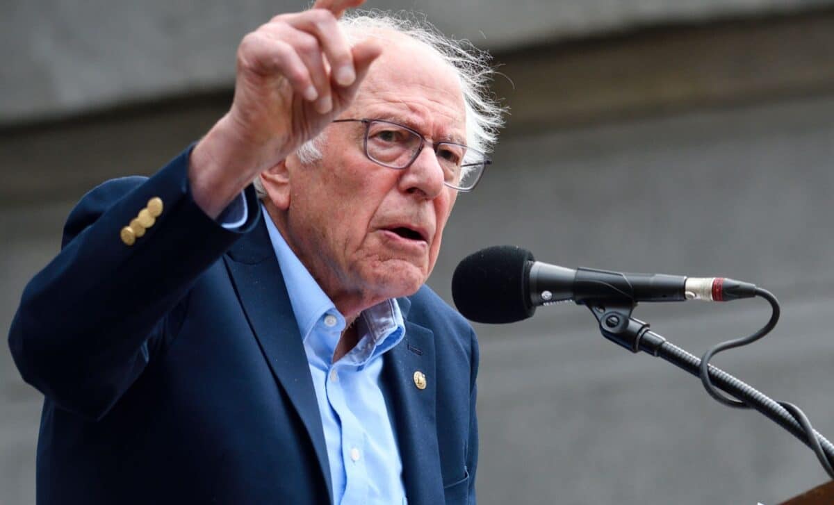 Bernie Sanders’ $2,400 Social Security Proposal Takes Aim at a Growing Retirement Crisis
