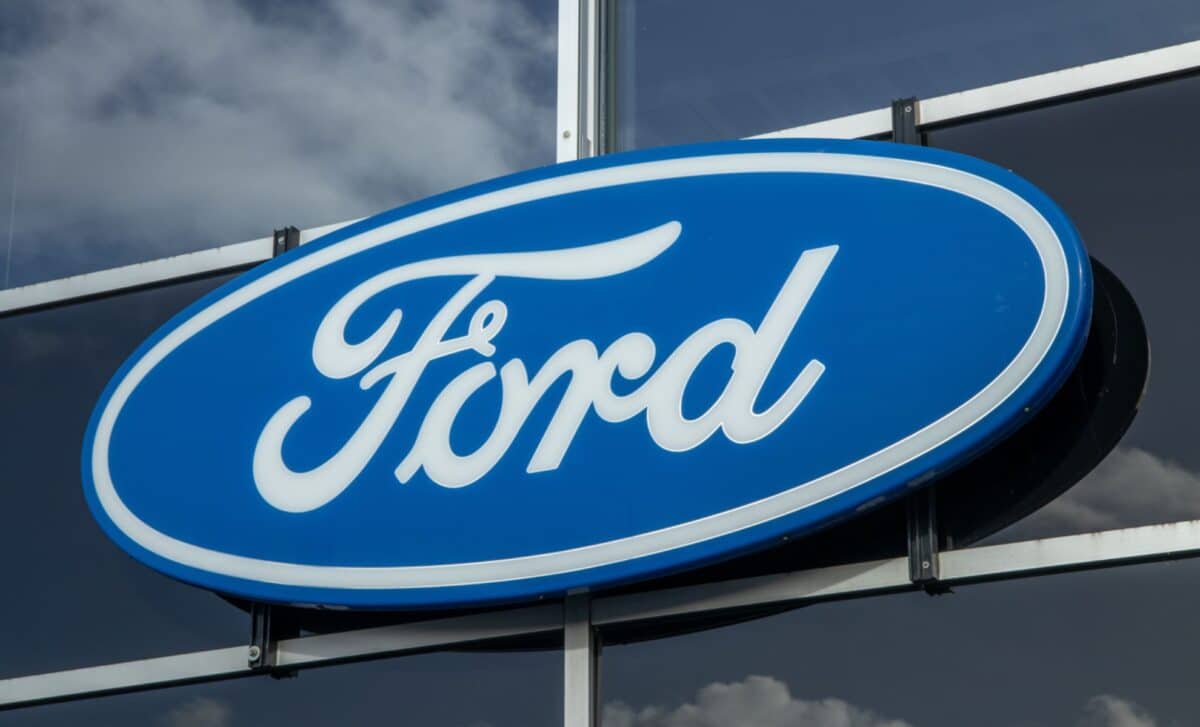 NHTSA Raises Alarm over Ford Defect That May Leave Vehicles Losing Power on the Road