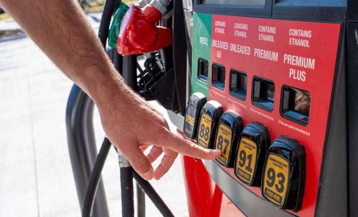 US Gasoline Reaches Its Highest August Level Ever as Iran Talks Falter
