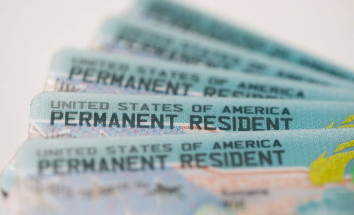 DHS Issues New Green Card Guidance as Citizenship Rules Come Into Focus