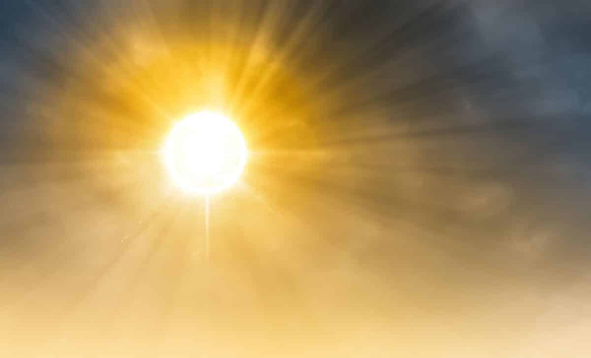 Dangerous Heat Grips 12 US States as Temperatures Push Toward Records