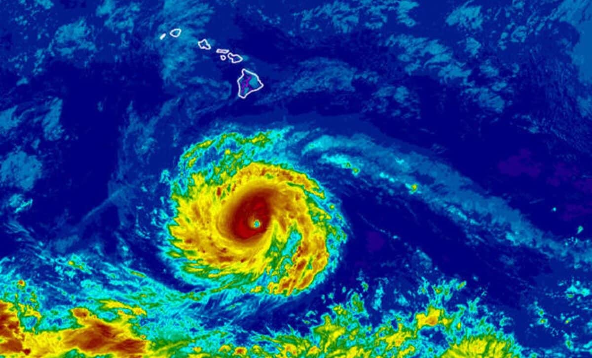 Hurricane Lowell Update Storm’s Turn Toward Hawaii Raises New Concerns