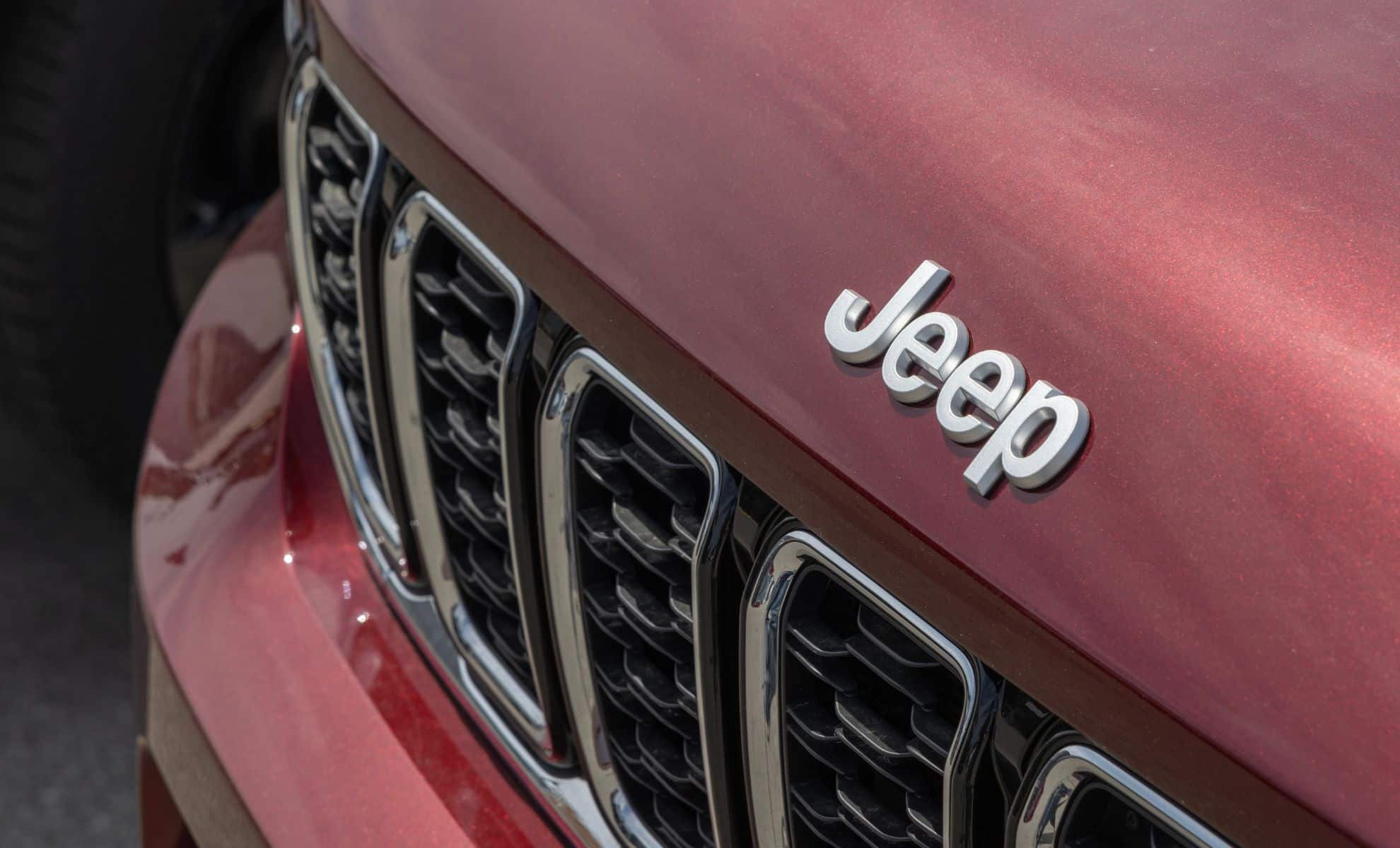 Jeep Recalls Hundreds of Thousands of SUVs After Rear Springs May Come Loose While Driving