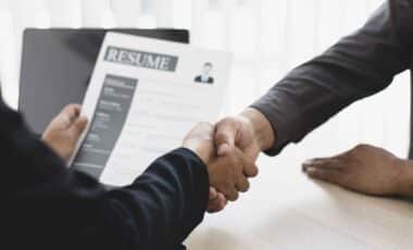 U.S. Job Numbers Reveal a Changing Economy as Employers Pull Back on Hiring